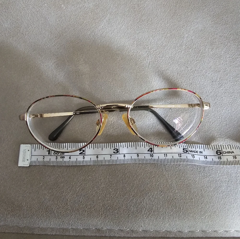 Valentino Elegant Gold Italy Chic‎ Classy Frame Glasses
